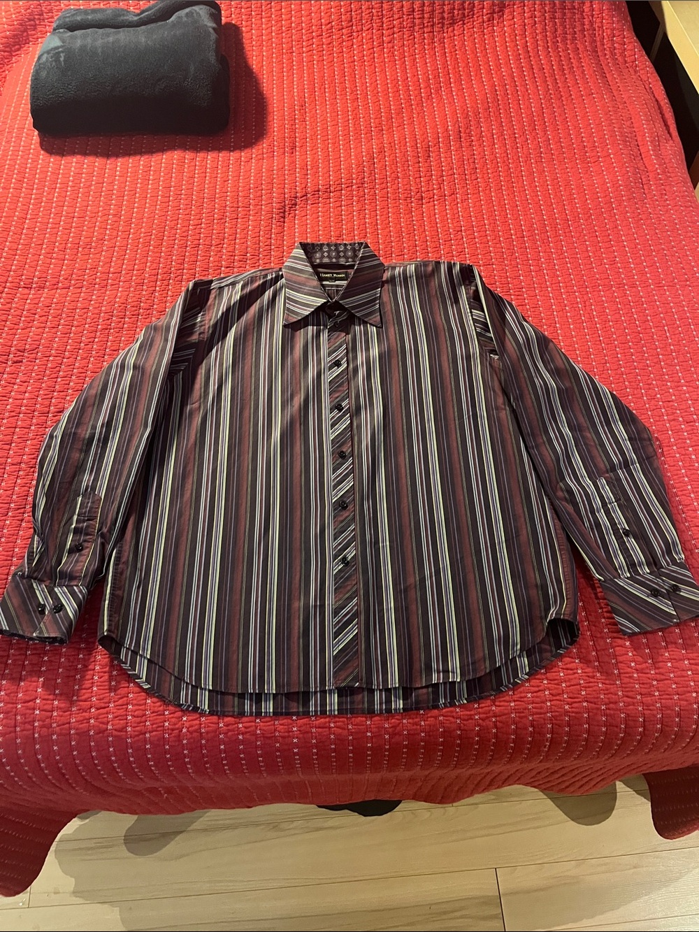 XL Burgundy Harry Rosen Dress Shirt MADE IN CANADA